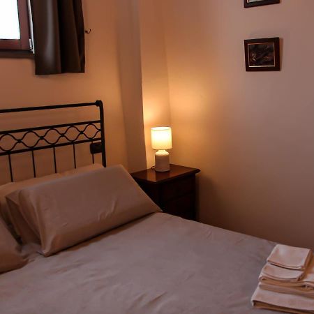 شقة Casa Armanni - La Tua Casa Di Pietra غوبيو المظهر الخارجي الصورة